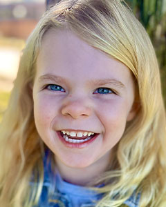 Felicity Endter headshot