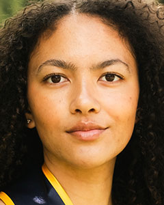 Emma Gardner headshot