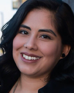 Leslie Chocano headshot