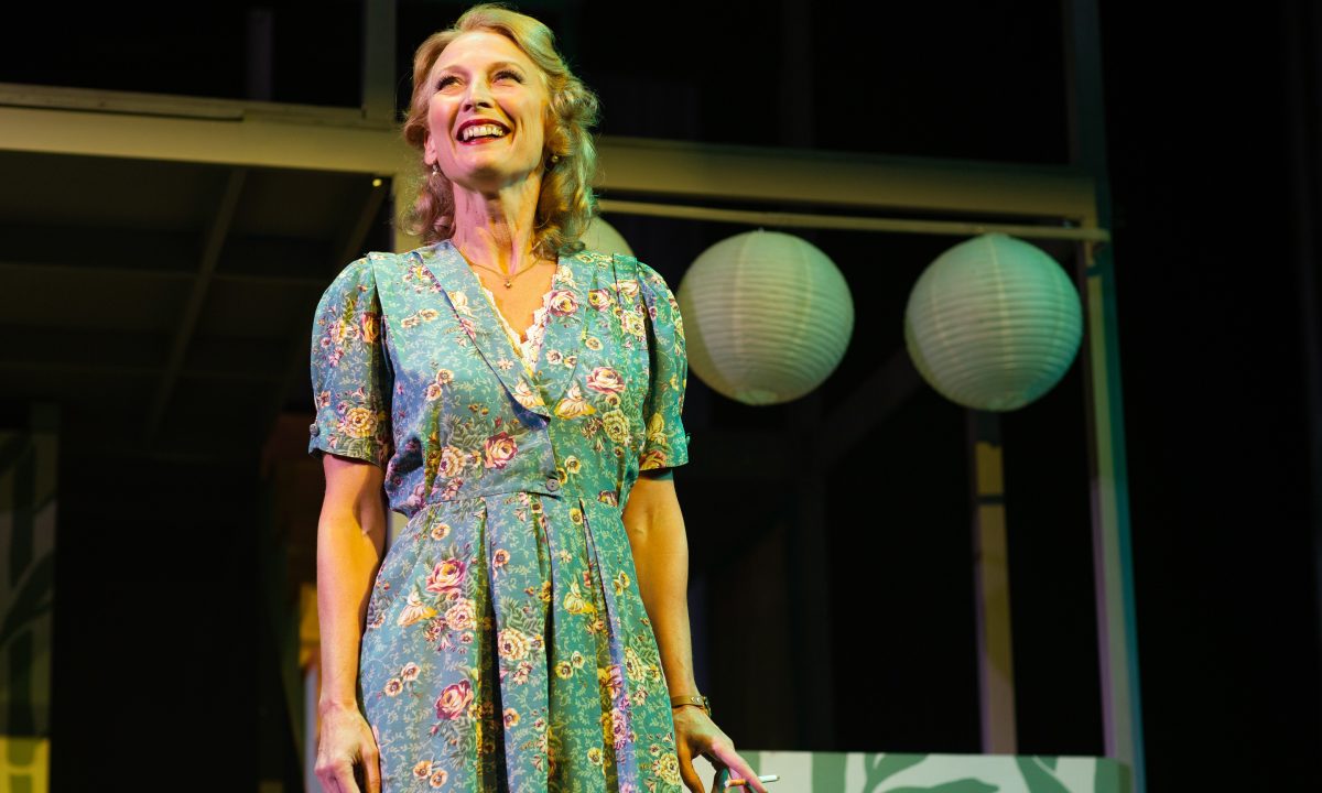 Laura (Carrie Paff*) works at a restaurant in 'The Paper Dreams of Harry Chin' at San Francisco Playhouse.